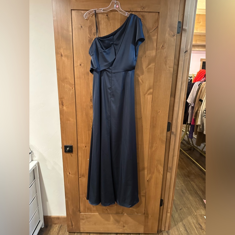 Theia Kacey Off-Shoulder Navy One-Shoulder Evening Gown - Picture 5 of 6
